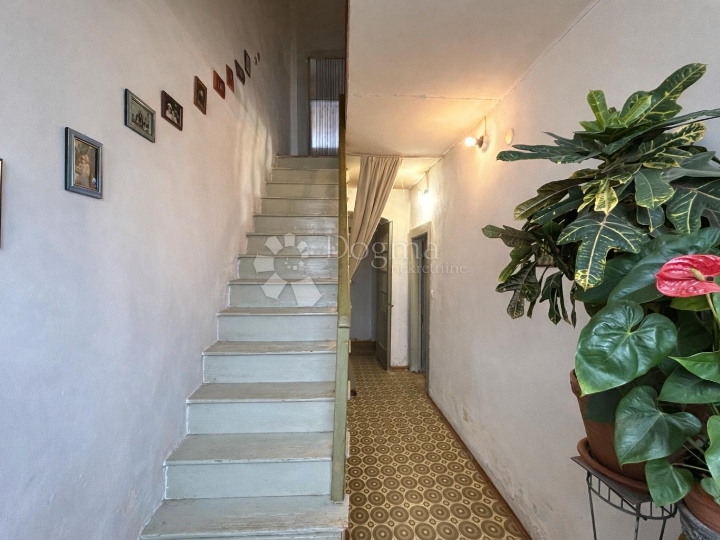 Prilika! kuća u Vodnjanu po izuzetno povoljnoj cijeni!