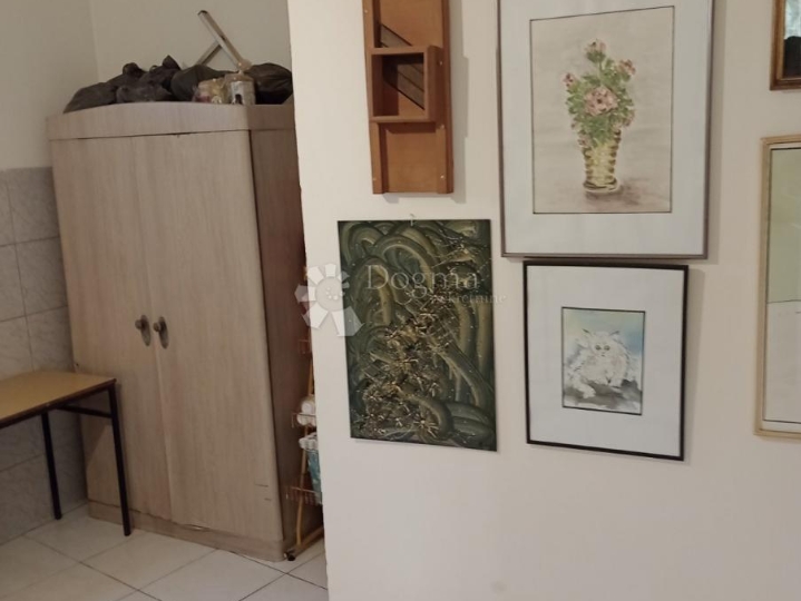 Prilika!!! Kuća na atraktivnoj lokaciji u Puli