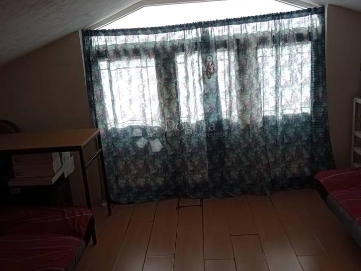 Prilika!!! Kuća na atraktivnoj lokaciji u Puli