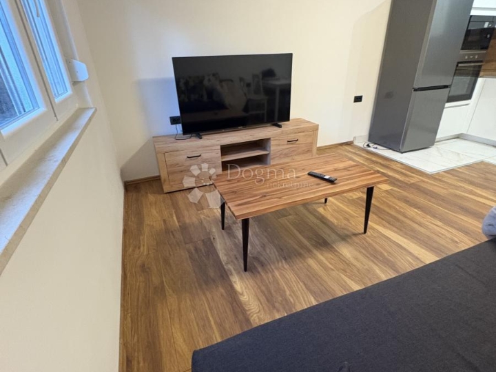 Moderno i vrhunski uređen stan za najam