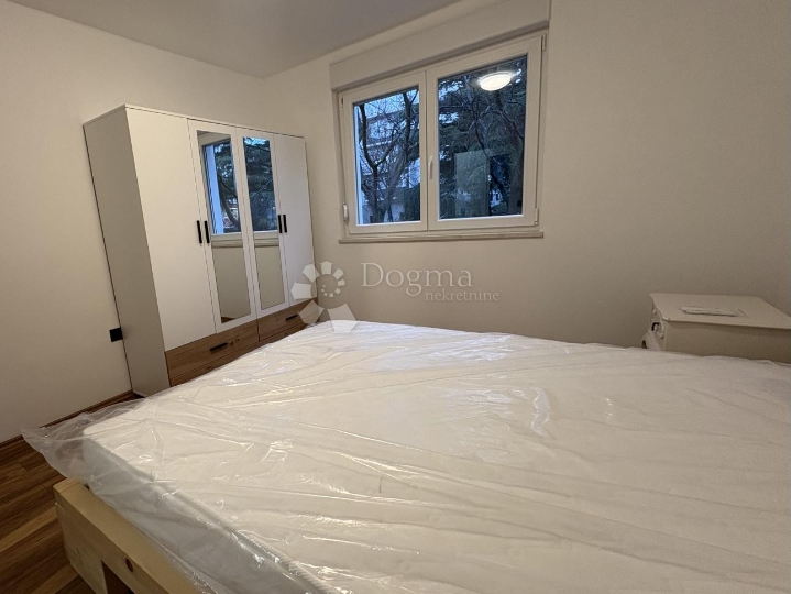 Moderno i vrhunski uređen stan za najam