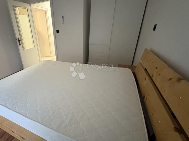 Moderno i vrhunski uređen stan za najam