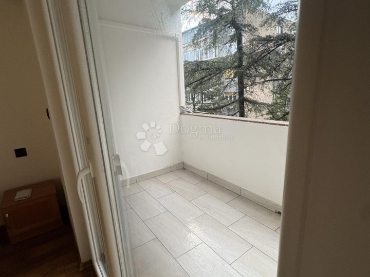 Moderno i vrhunski uređen stan za najam