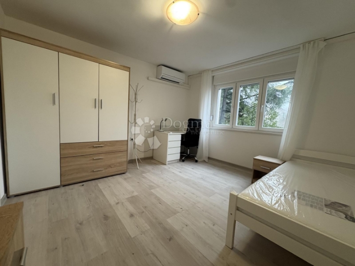 Novoadaptiran stan-prvi najam