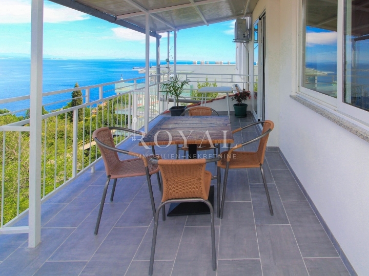 Opatija, moderno uređen stan - najam