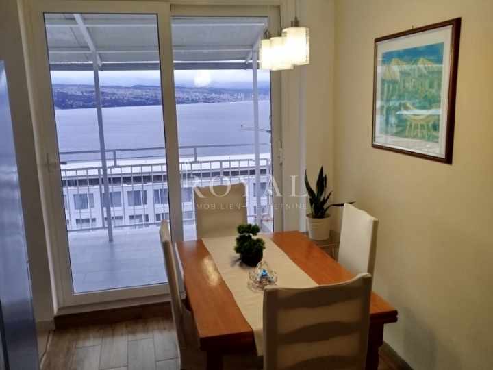 Opatija, moderno uređen stan - najam