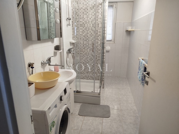 Opatija, moderno uređen stan - najam