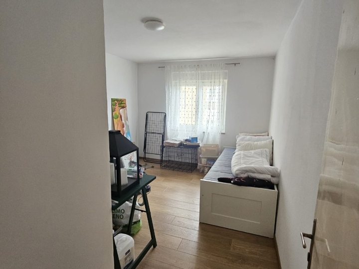 Stan 60 m2 - Kaštanjer, Pula