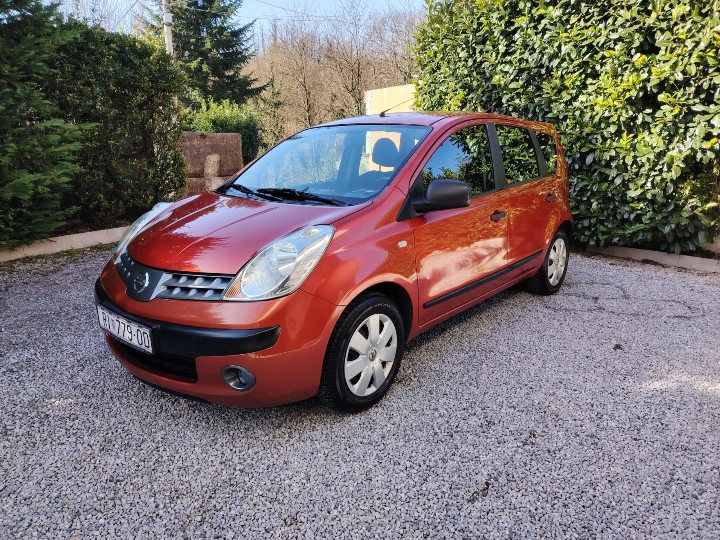 Nissan Note 1.4 s plinom