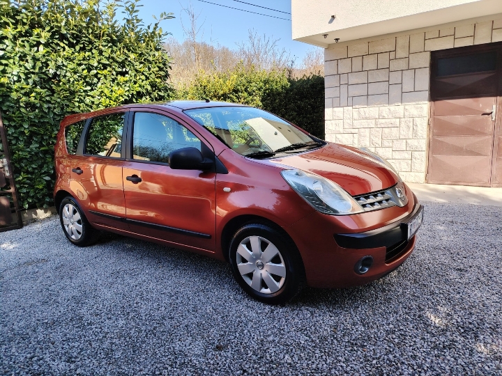 Nissan Note 1.4 s plinom