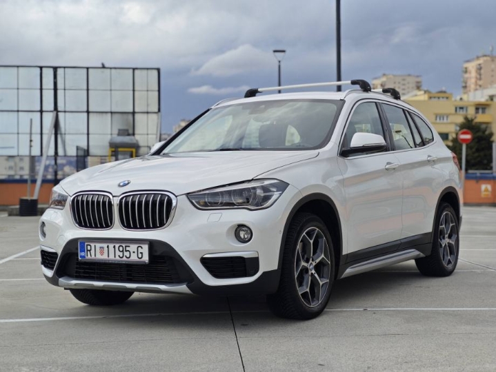 BMW X1 sDrive18d X Line 110 kW