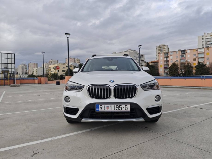 BMW X1 sDrive18d X Line 110 kW