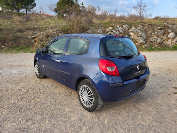 Prodajem Renault Clio 3, 1.2, 16V