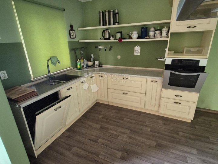 Obiteljska kuća, Senj