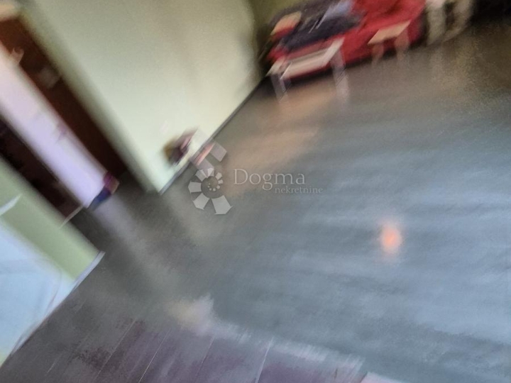 Obiteljska kuća, Senj