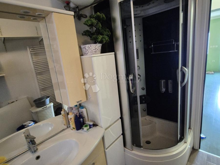 Obiteljska kuća, Senj