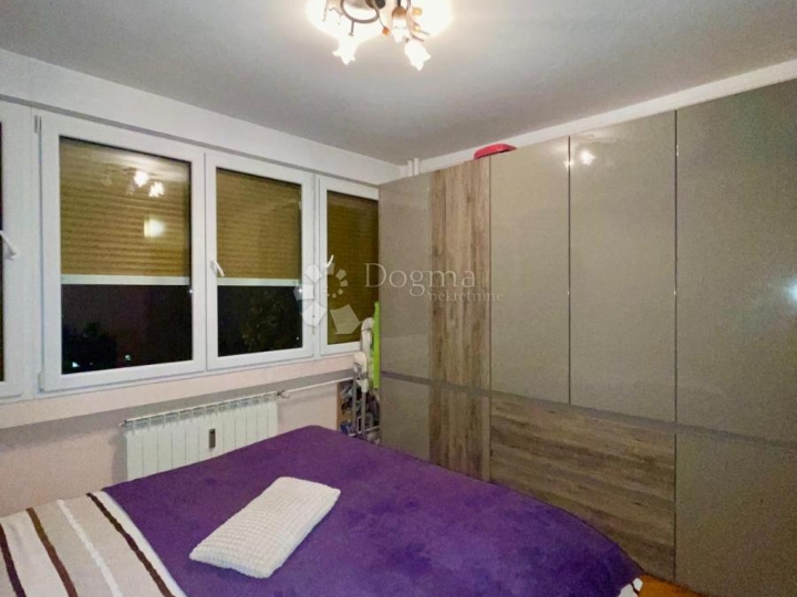 Obiteljski stan nadomak centra grada