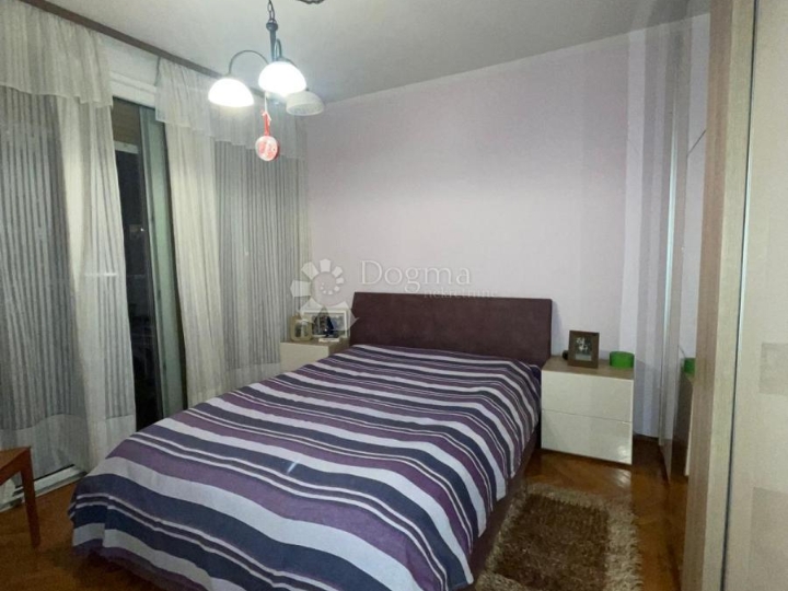 Obiteljski stan nadomak centra grada