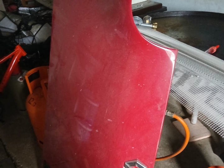 Poklopac motora za Renault Twingo