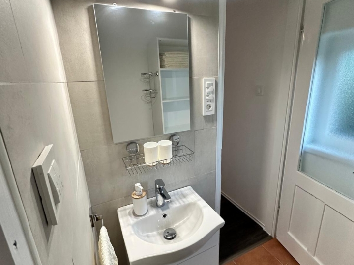 Kuća za radnike – 70 m² – za 6 osoba