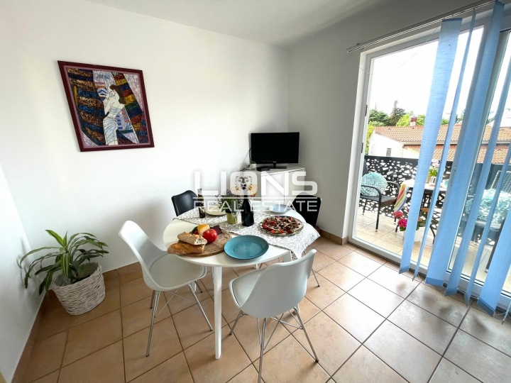 Krk, Njivice, 1S+DB, parkirno mjesto, 35 m2