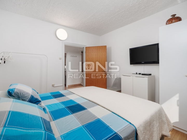 Krk, Njivice, 1S+DB, 35 m2, parkirno mjesto, okućnica