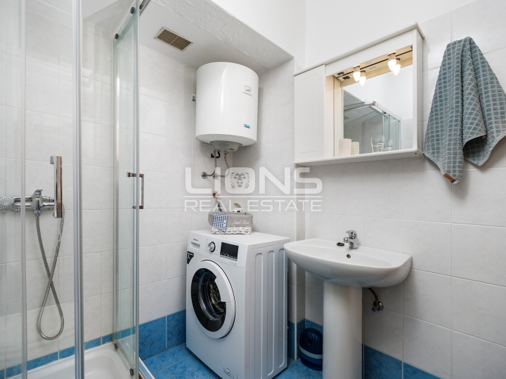 Krk, Njivice, 1S+DB, 35 m2, parkirno mjesto, okućnica