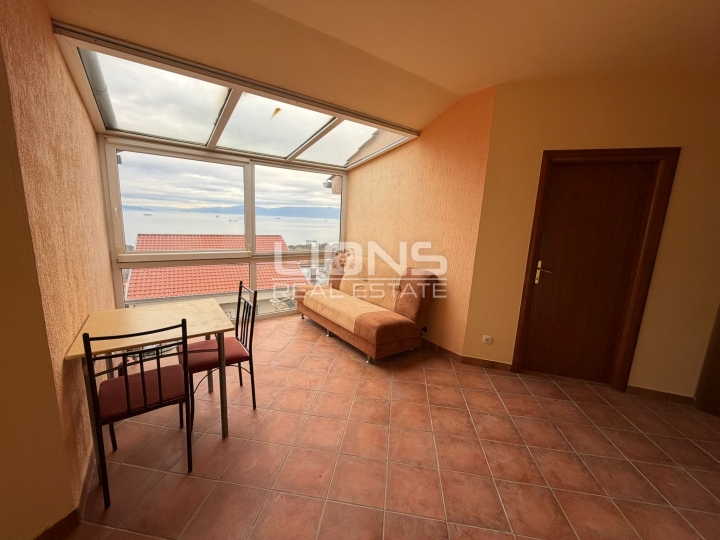 Kostrena, Glavani, penthouse s pogledom na more 120 m2