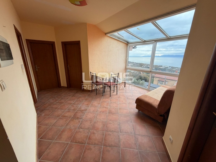 Kostrena, Glavani, penthouse s pogledom na more 120 m2