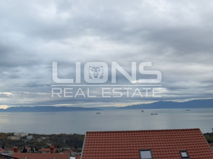 Kostrena, Glavani, penthouse s pogledom na more 120 m2