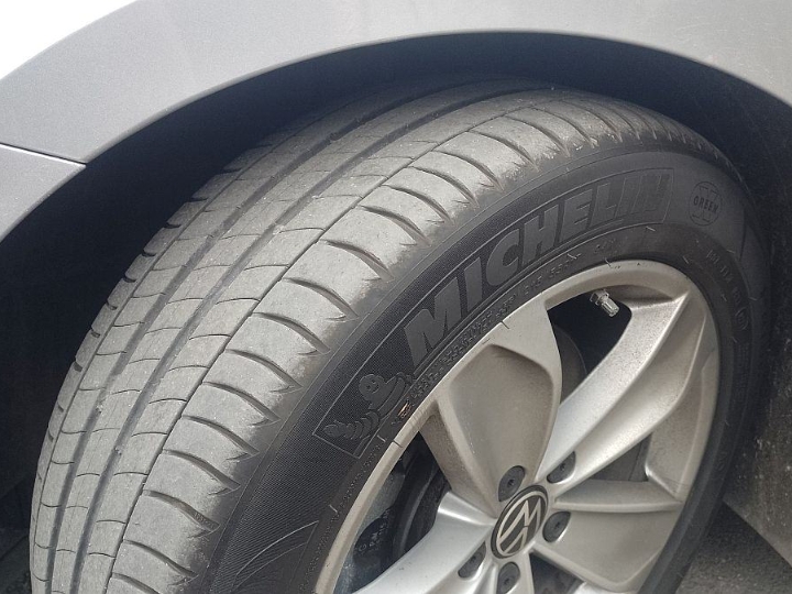 Gume ljetne Michelin & Pirelli 215/