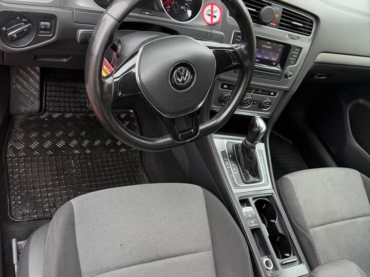 VW Golf 7