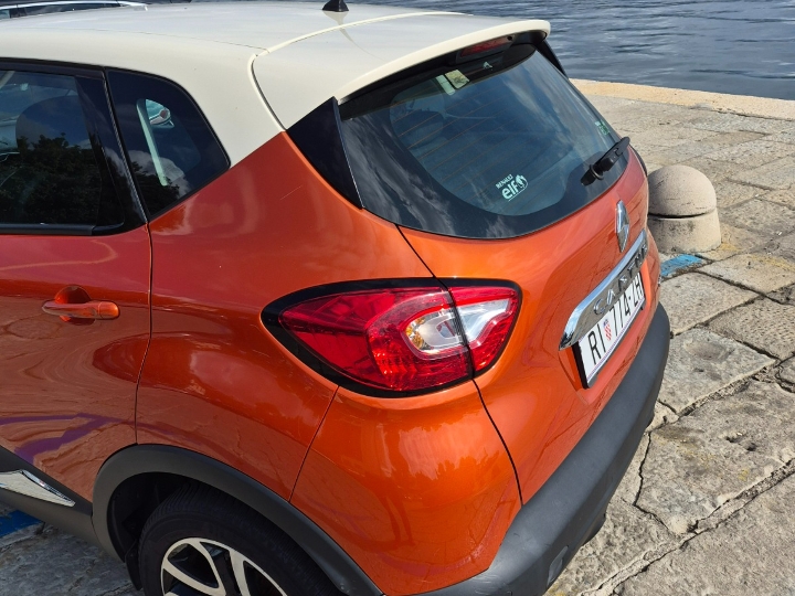 Renault Captur 1.5. 2016. god., 1. vlasnik