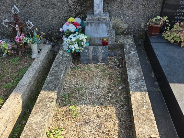 Škrljevo grobno mjesto