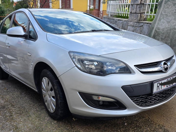 Opel Astra 1,6 CDTI