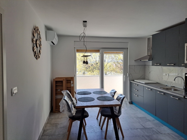 Prodaje vlasnik 1S+DB ili 2S kl.