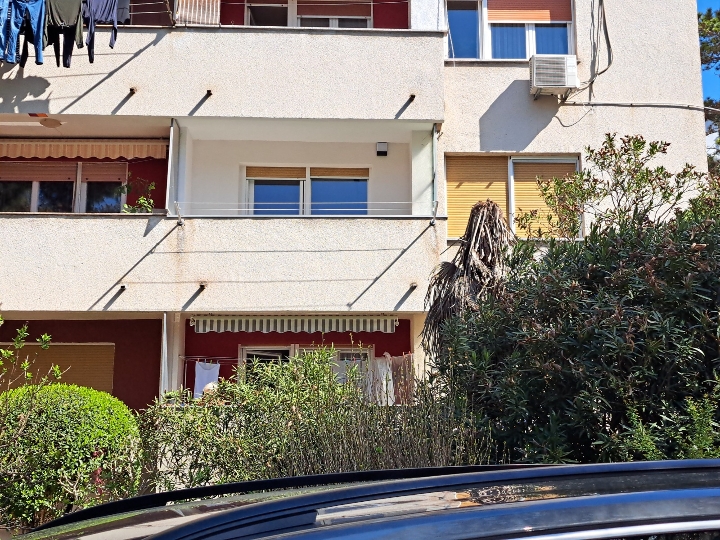 Prodaje vlasnik 1S+DB ili 2S kl.