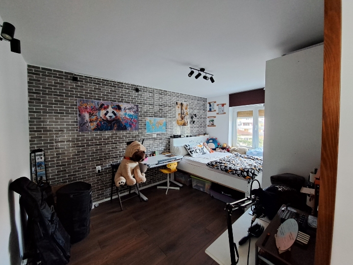 Prodaje vlasnik 2S + DB