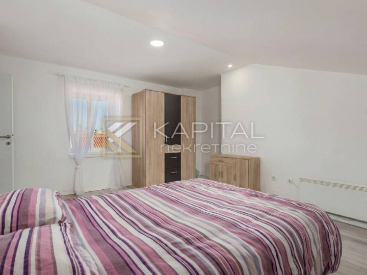 Rijeka, strogi centar, zgrada s liftom!