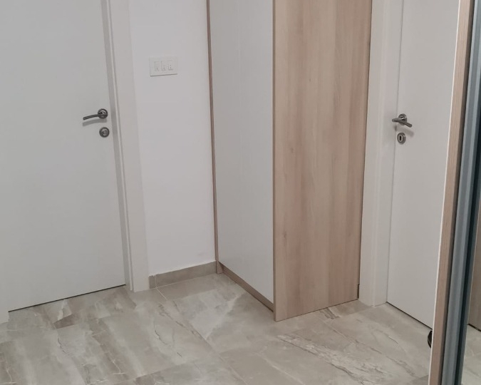 Stan 162 m2 ( dvoetažni ) + garsonijera