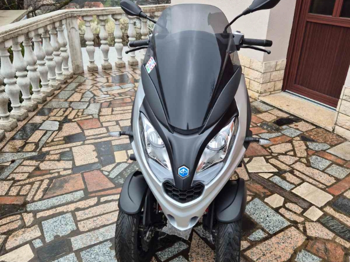 Piaggio MP3