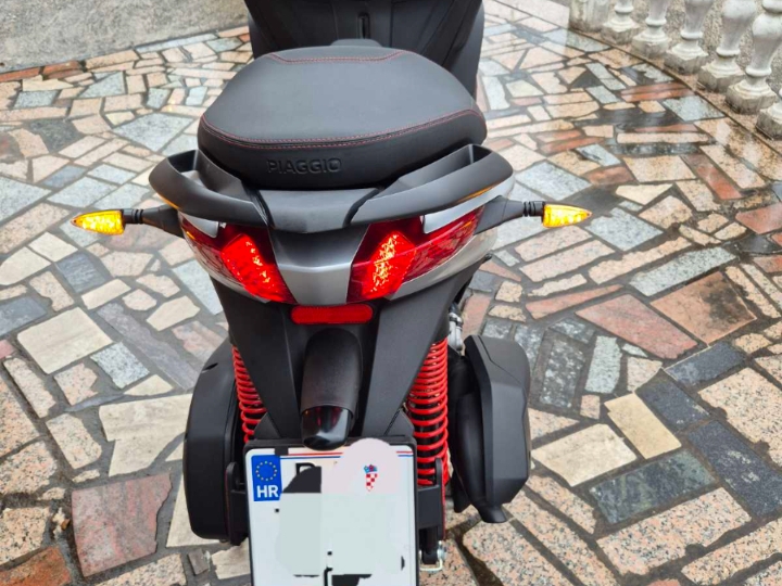 Piaggio MP3
