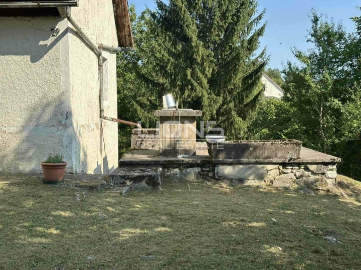 Severin na Kupi, kuća, 100 m2 sa okućnicom od 1000 m2