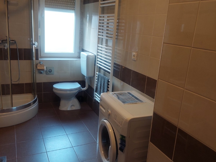 Rijeka centar iznajmljuje se 3S stan 