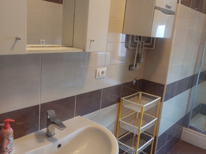 Rijeka centar iznajmljuje se 3S stan 