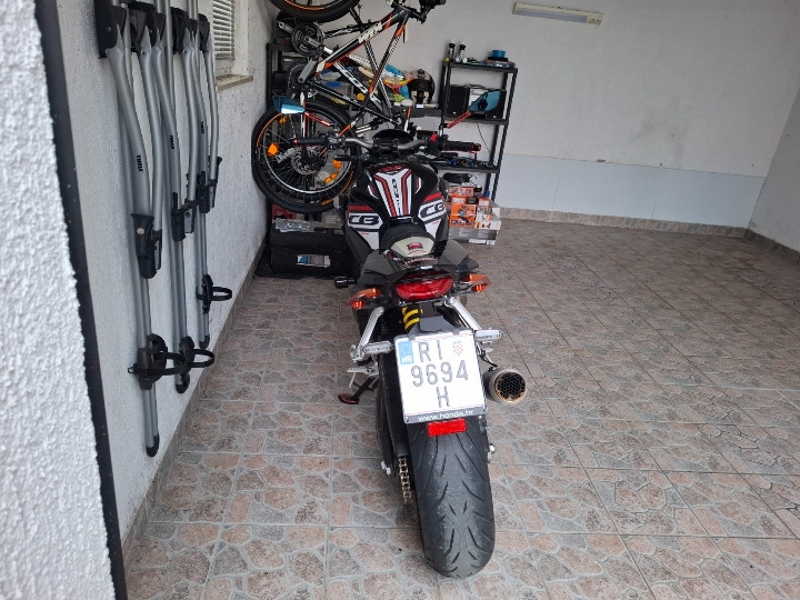 Honda CB 650 R, godinu dana reg.