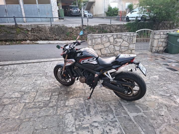 Honda CB 650 R, godinu dana reg.