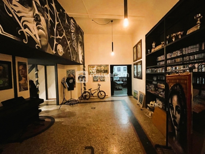 Sušak, 92.82m2, poslovni prostor s galerijom, izlog