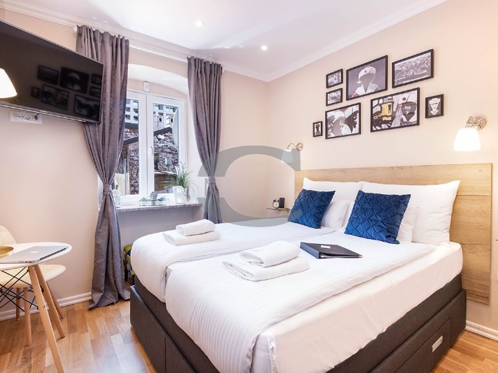 1S stan za najam na samome Korzu, samo u Consensusu!