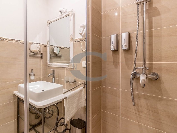 1S stan za najam na samome Korzu, samo u Consensusu!